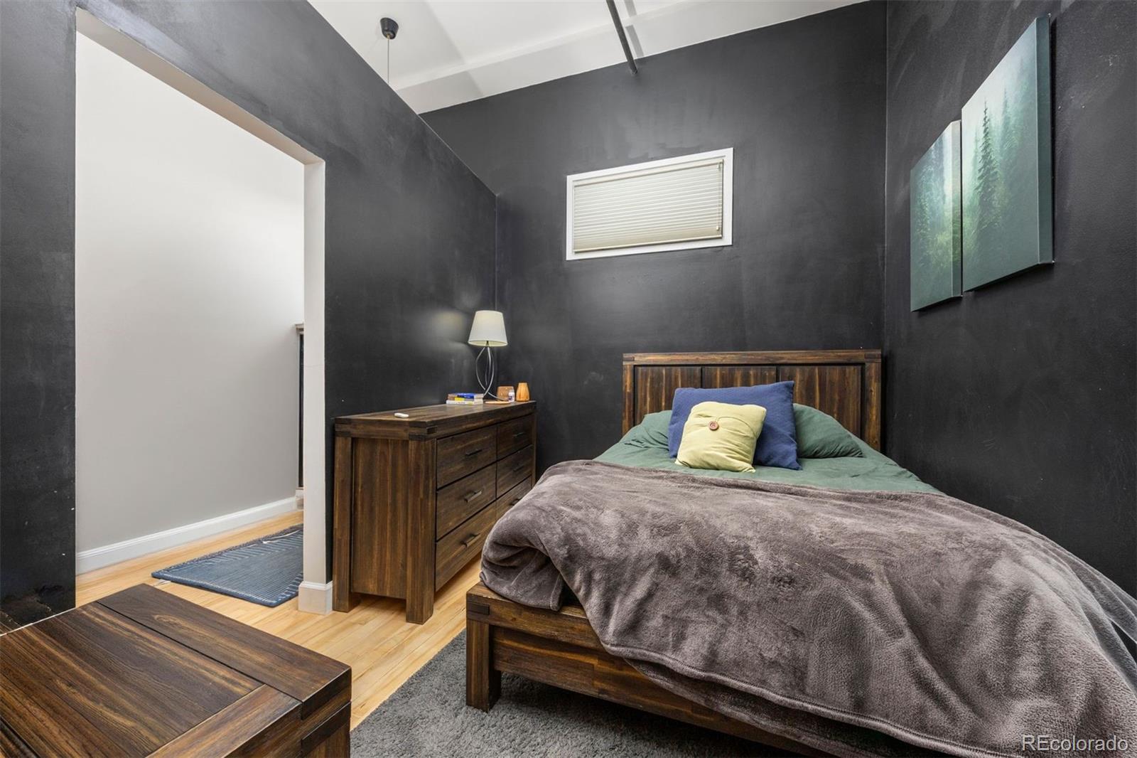 2441 N Broadway Unit: 202