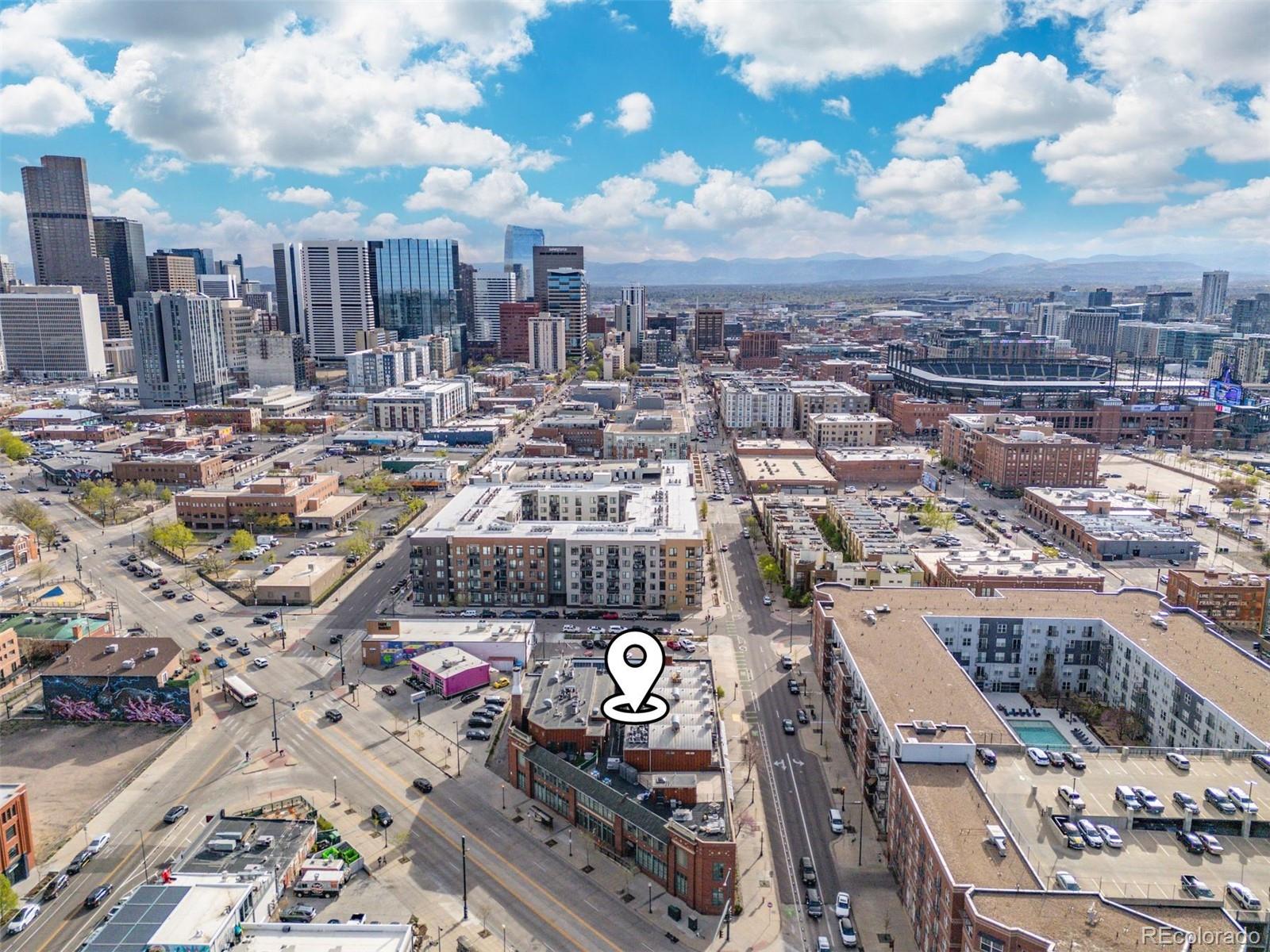 2441 N Broadway Unit: 202