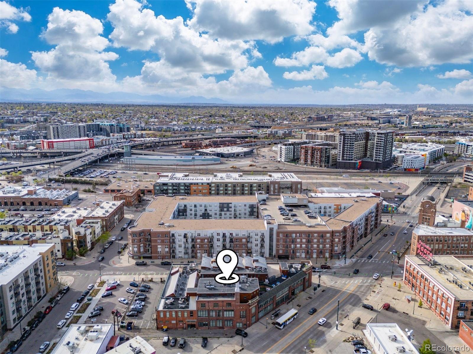 2441 N Broadway Unit: 202