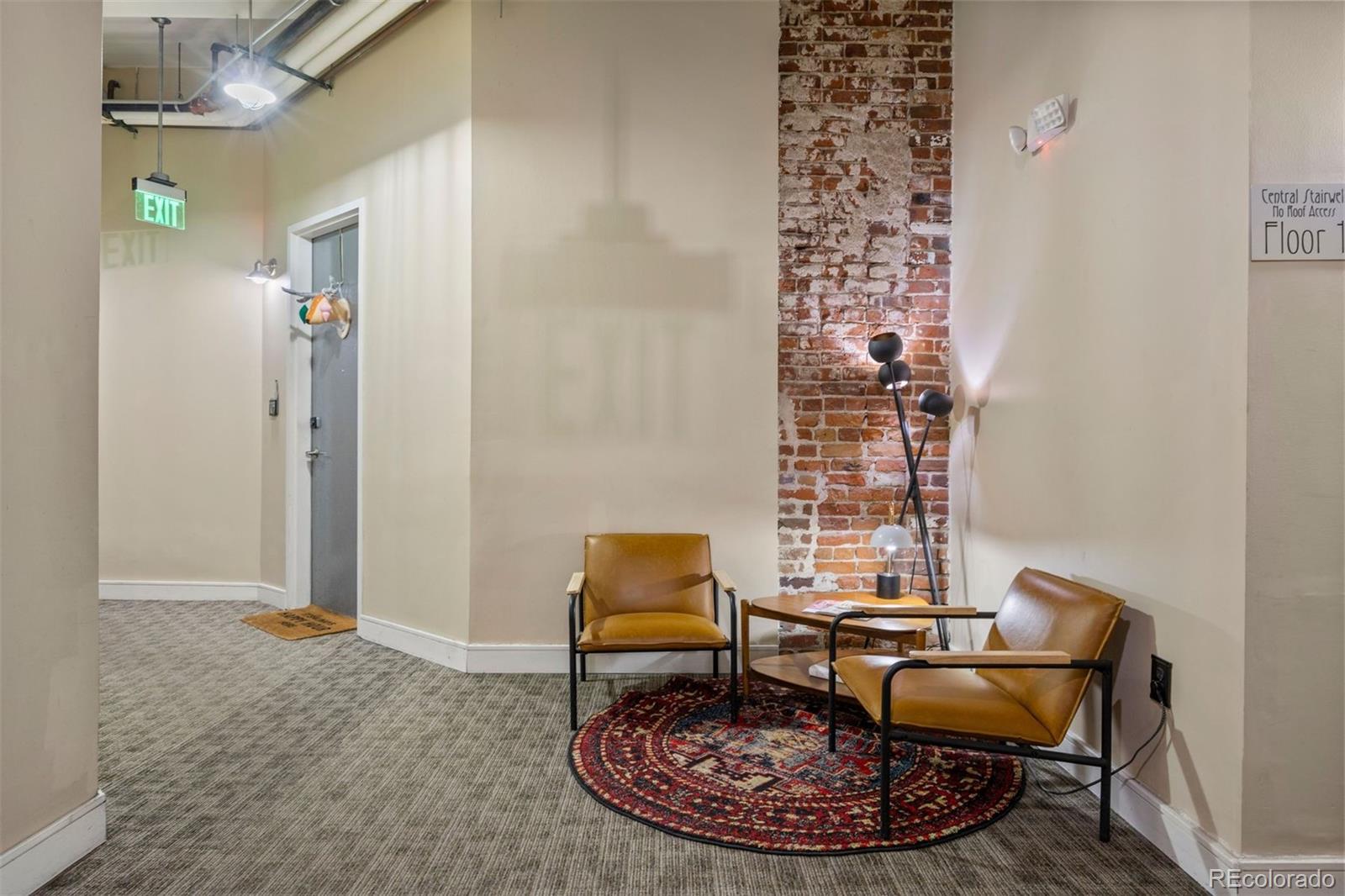 2441 N Broadway Unit: 202