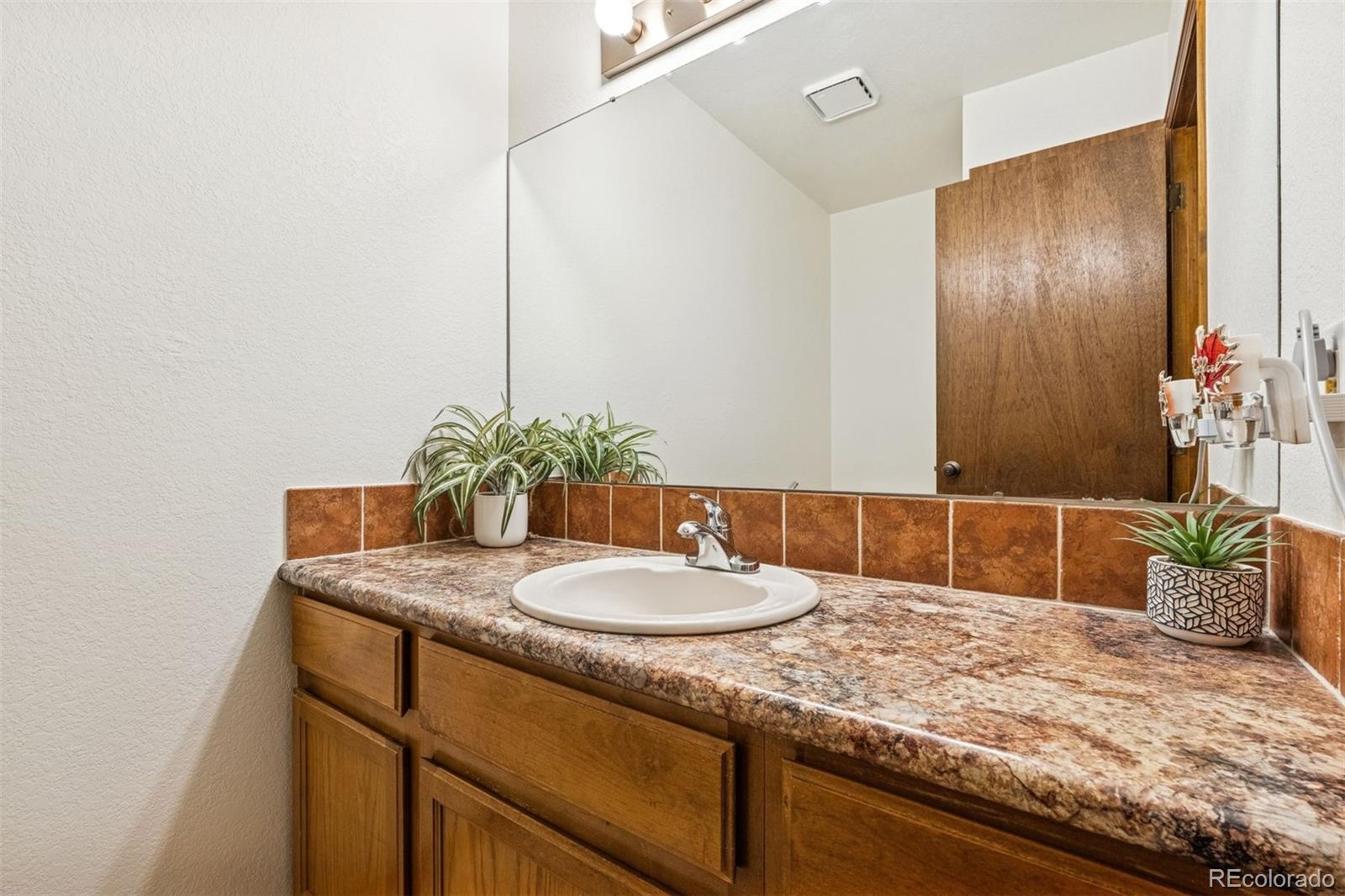 920 44th Court Unit: 29