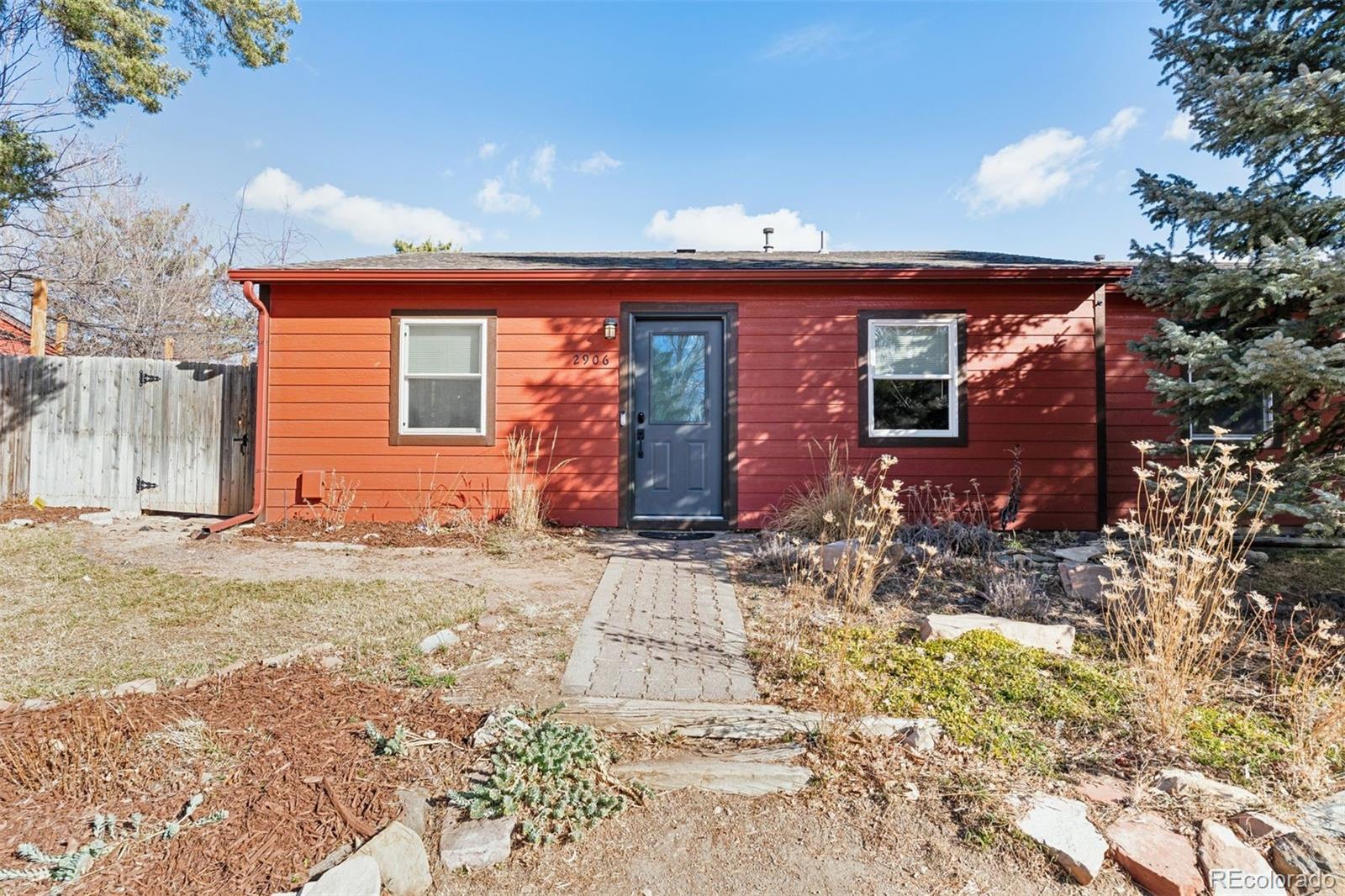 2906 W Olive Street