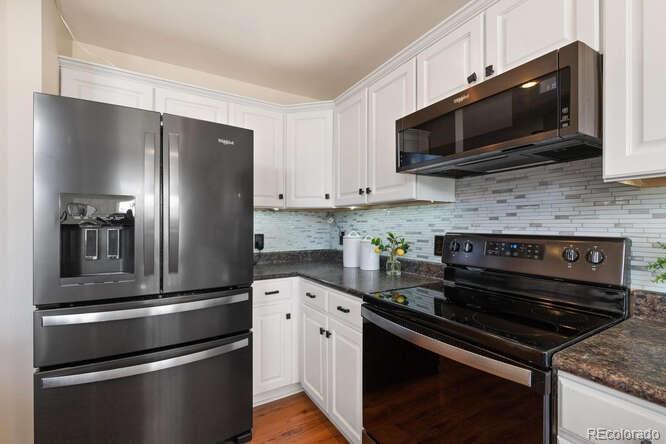3250 Fernleaf Court