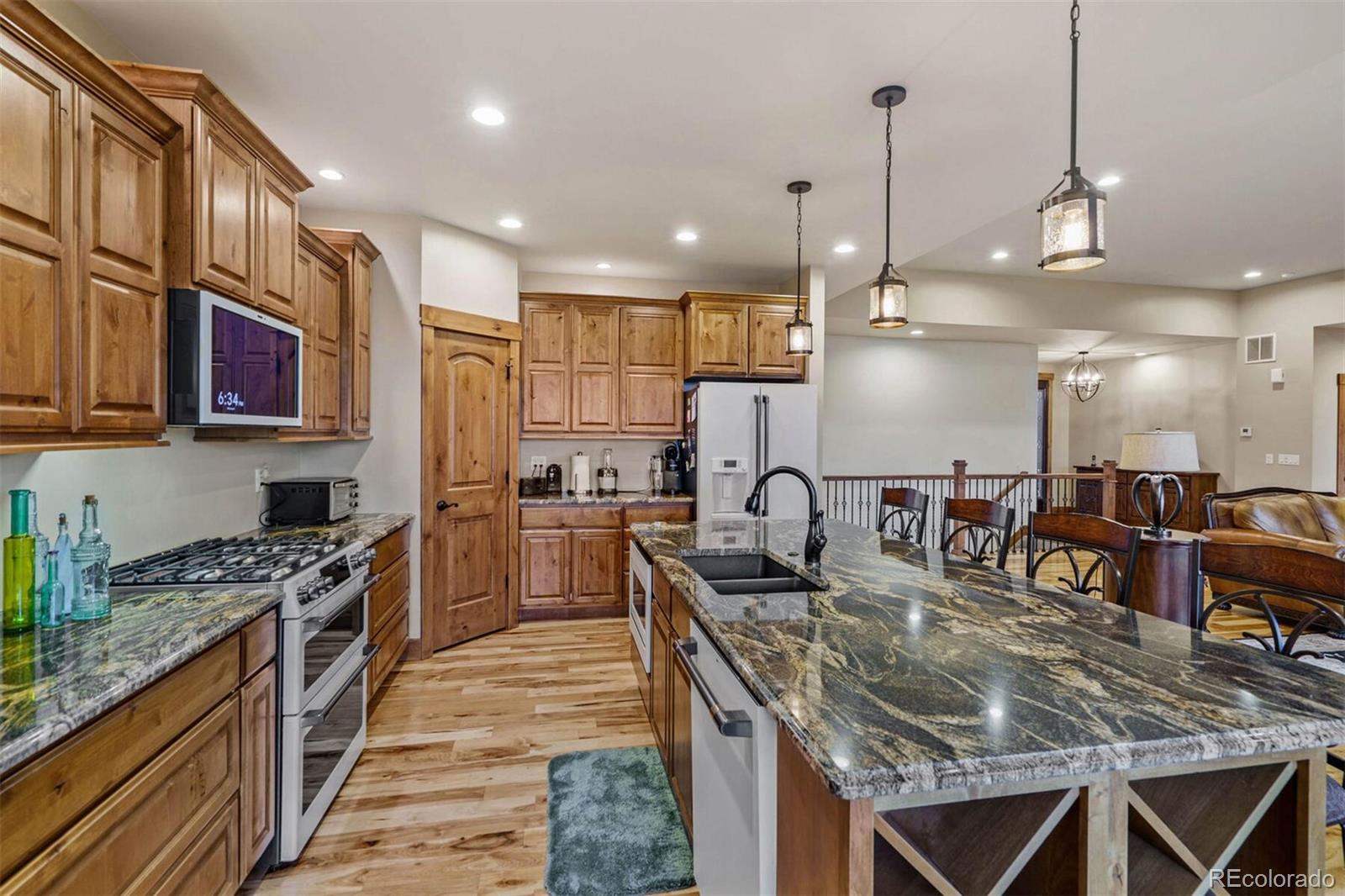 4498 Thompson Parkway