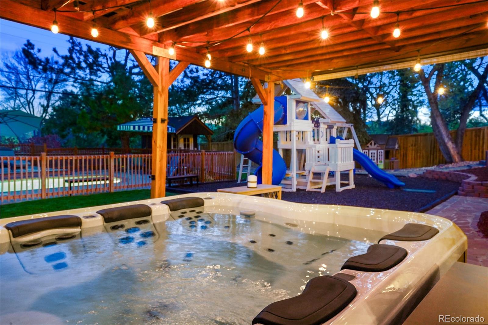 10330 W 74th Place