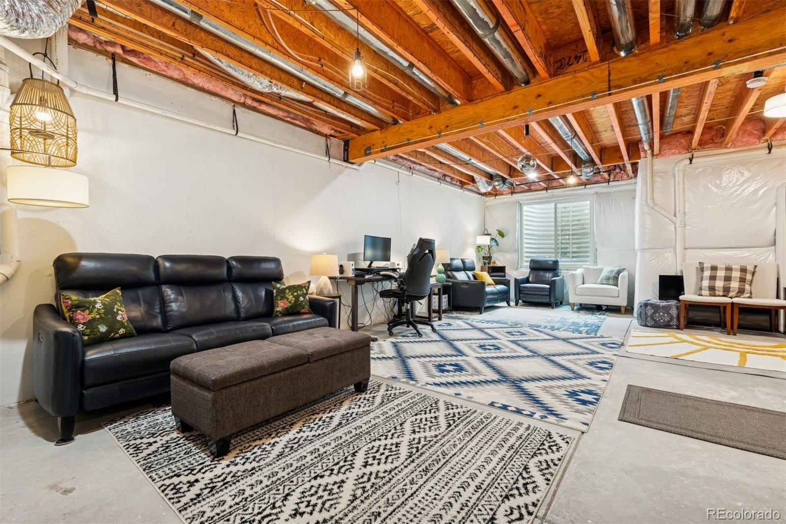 1922 Naturita Street