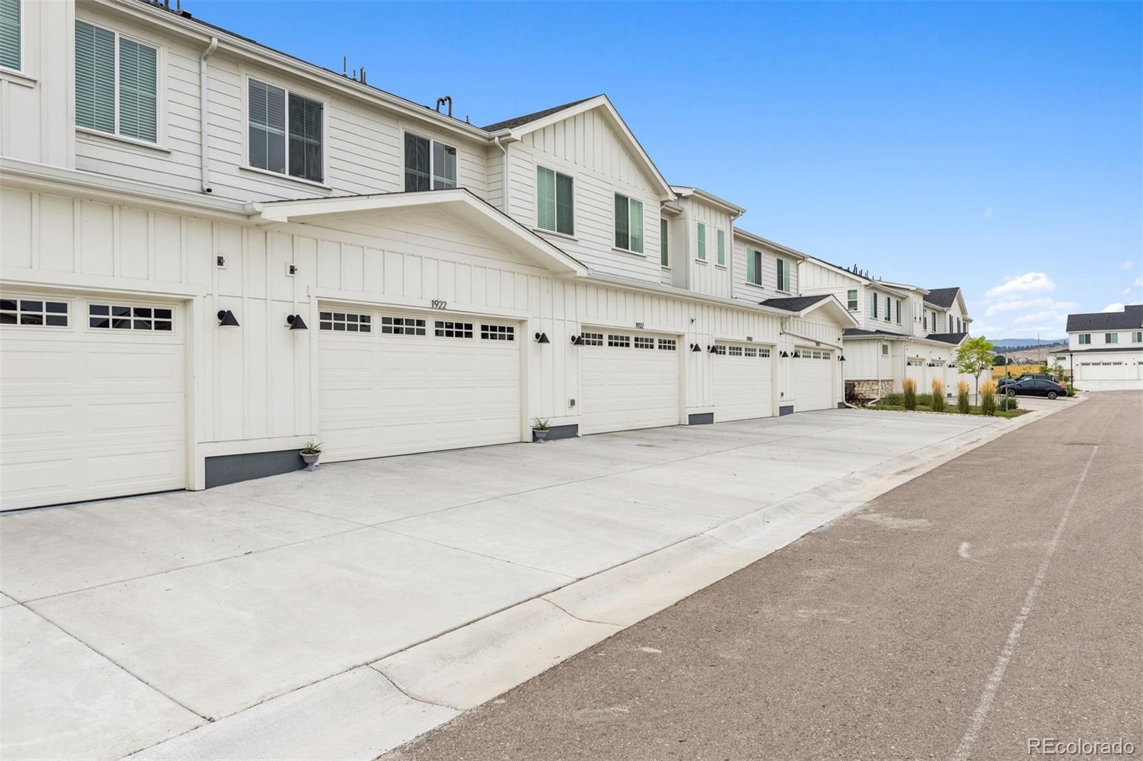 1922 Naturita Street