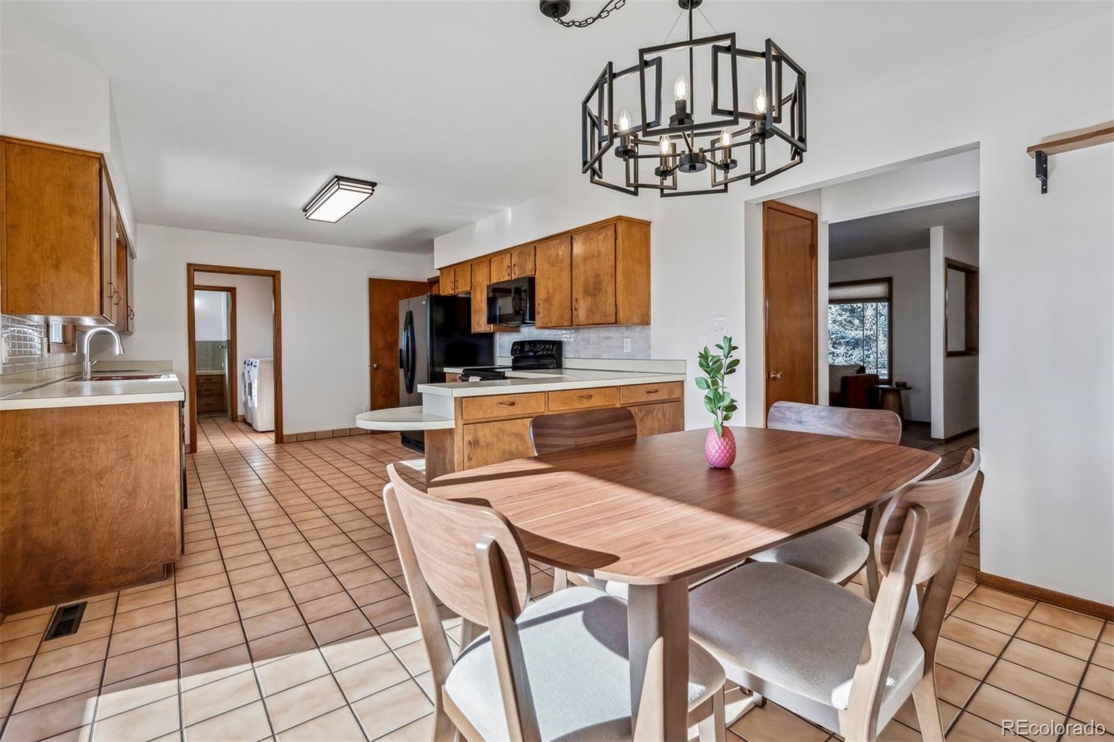 2816 W 13th Street