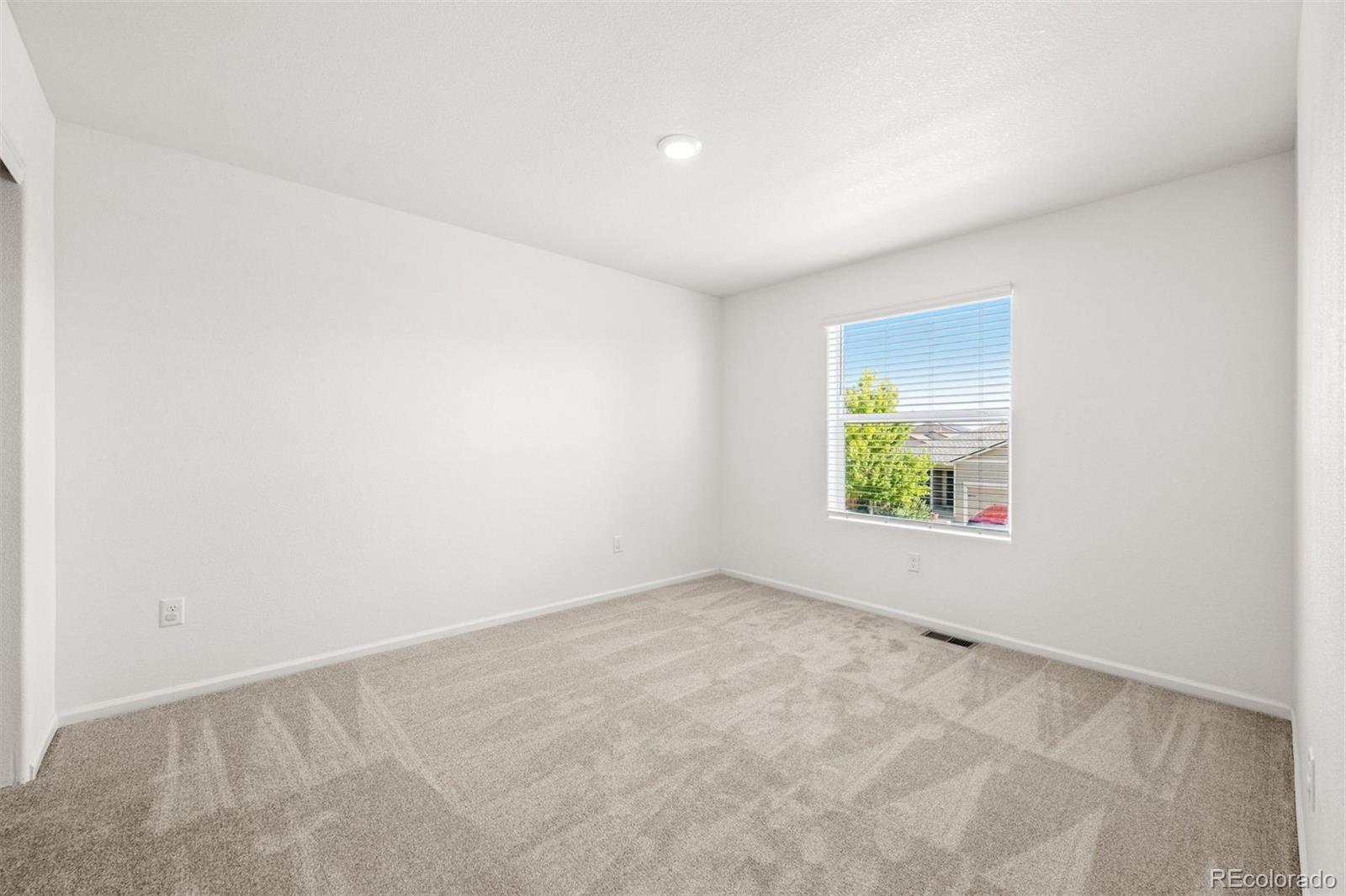 300 Mesa Avenue