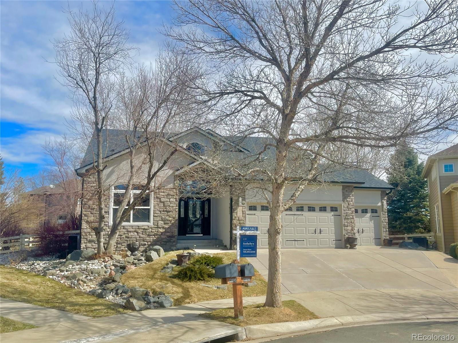 13896 Muirfield Court