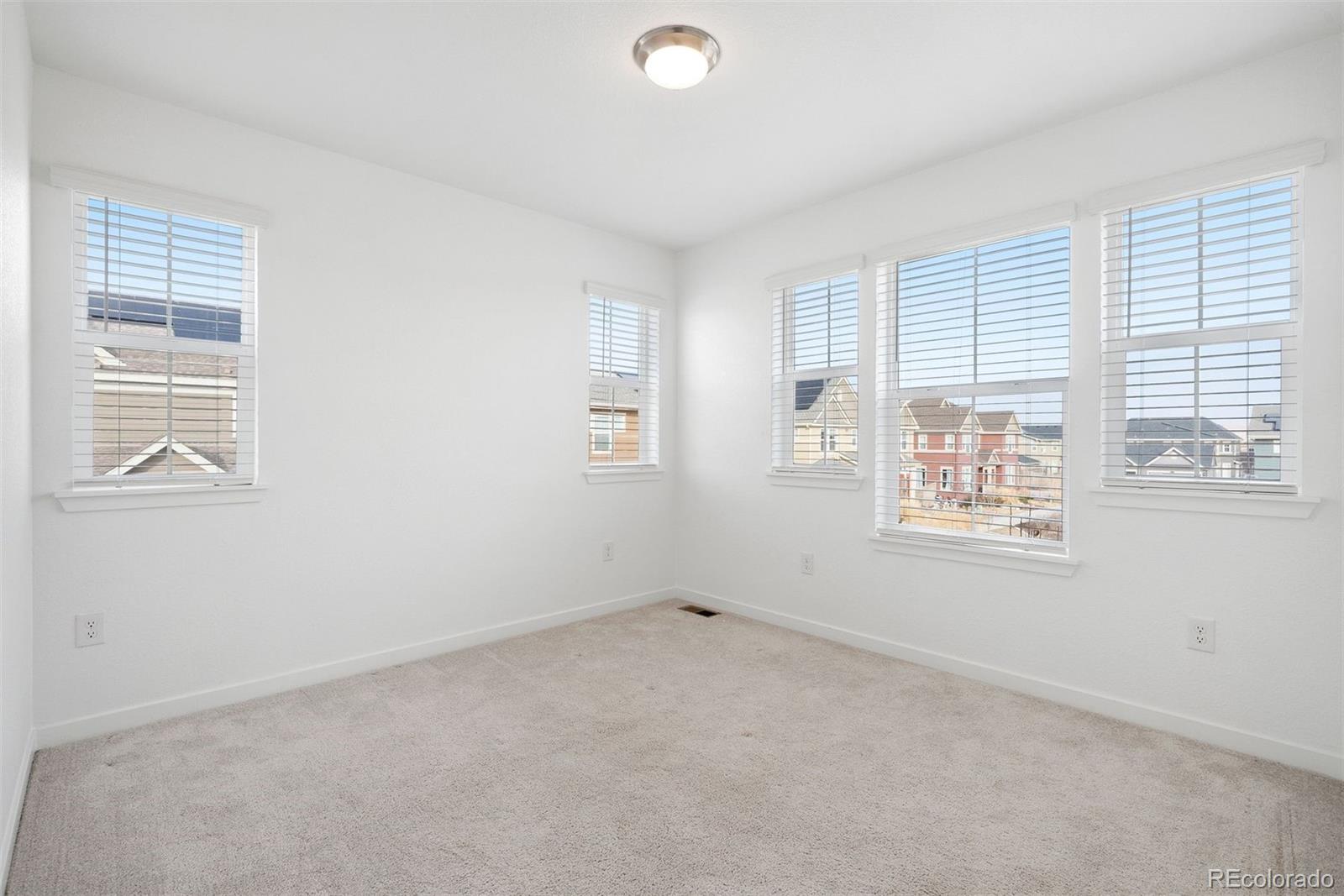 1631 Wright Alley