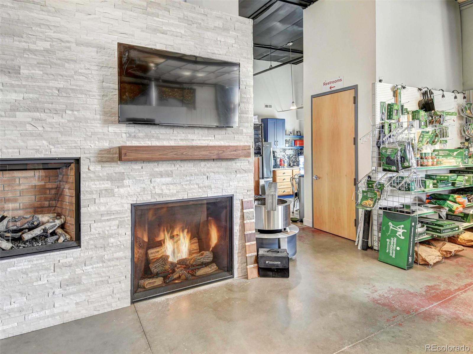 7123 Arapahoe Road