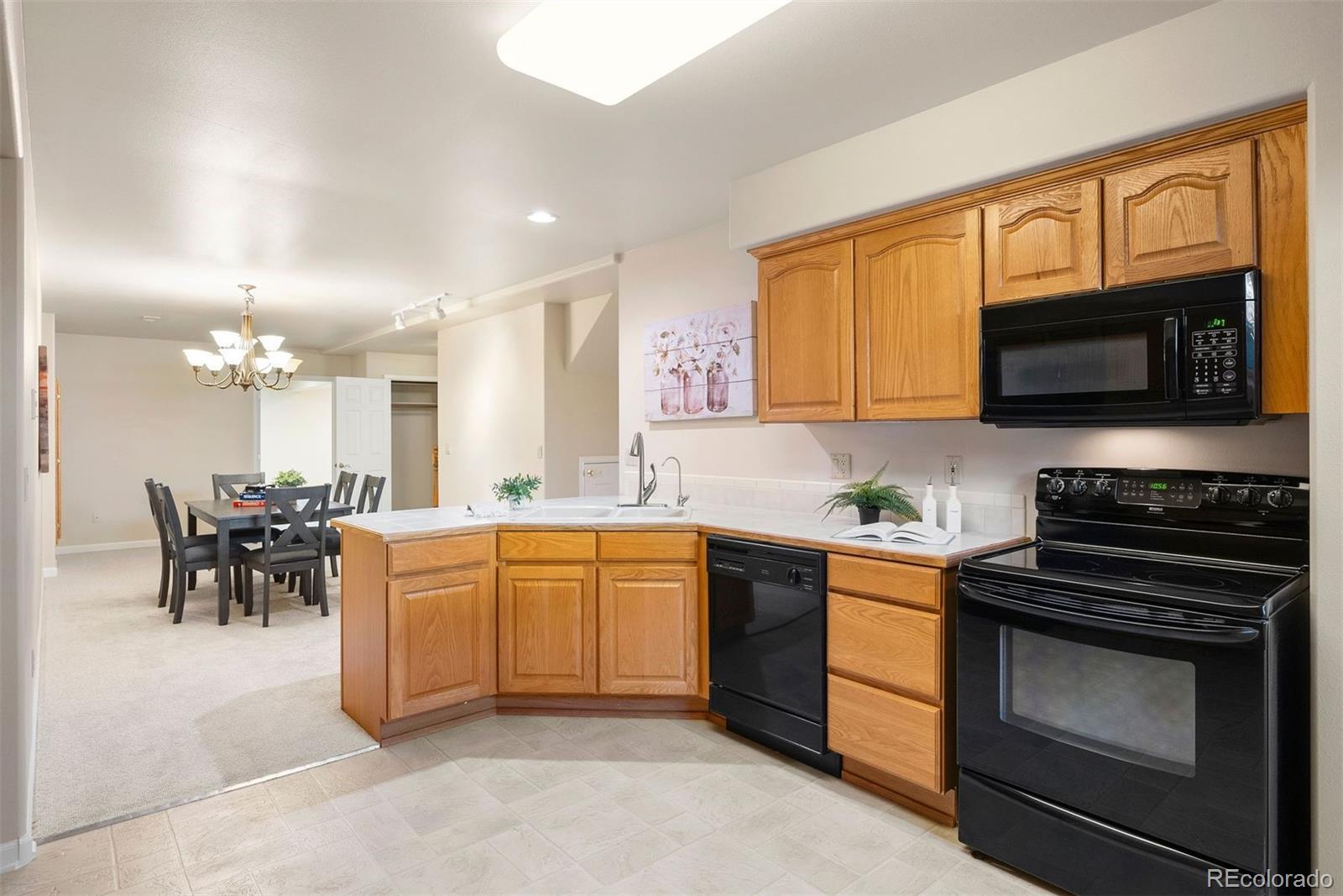 2245 Ridgeview Way