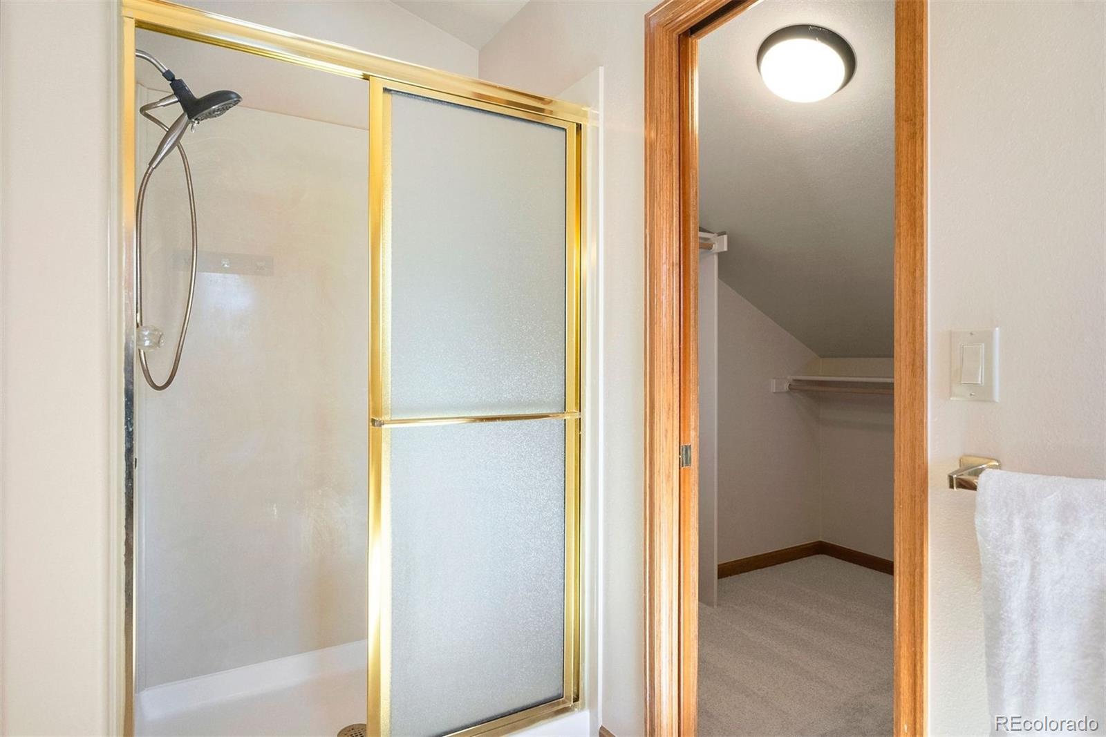 2245 Ridgeview Way