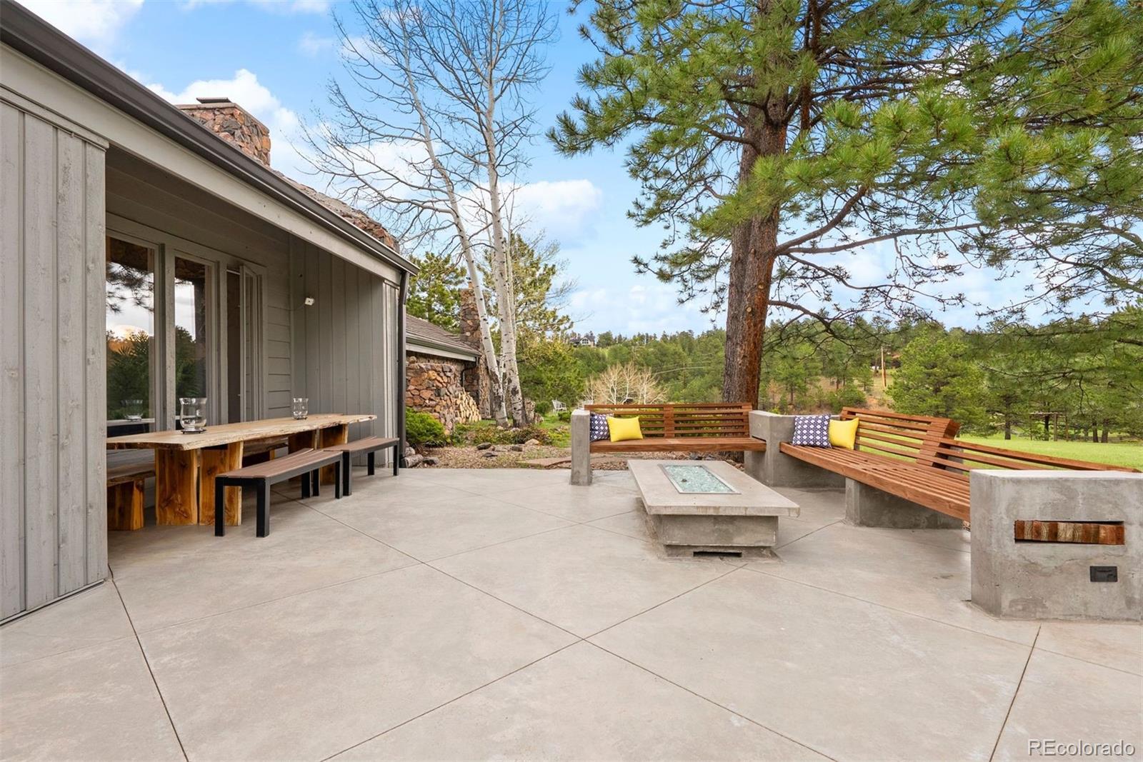 32399 Woodland Drive