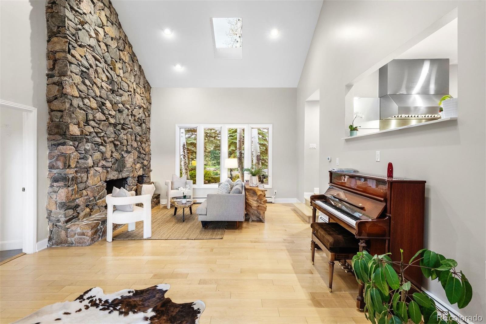 32399 Woodland Drive