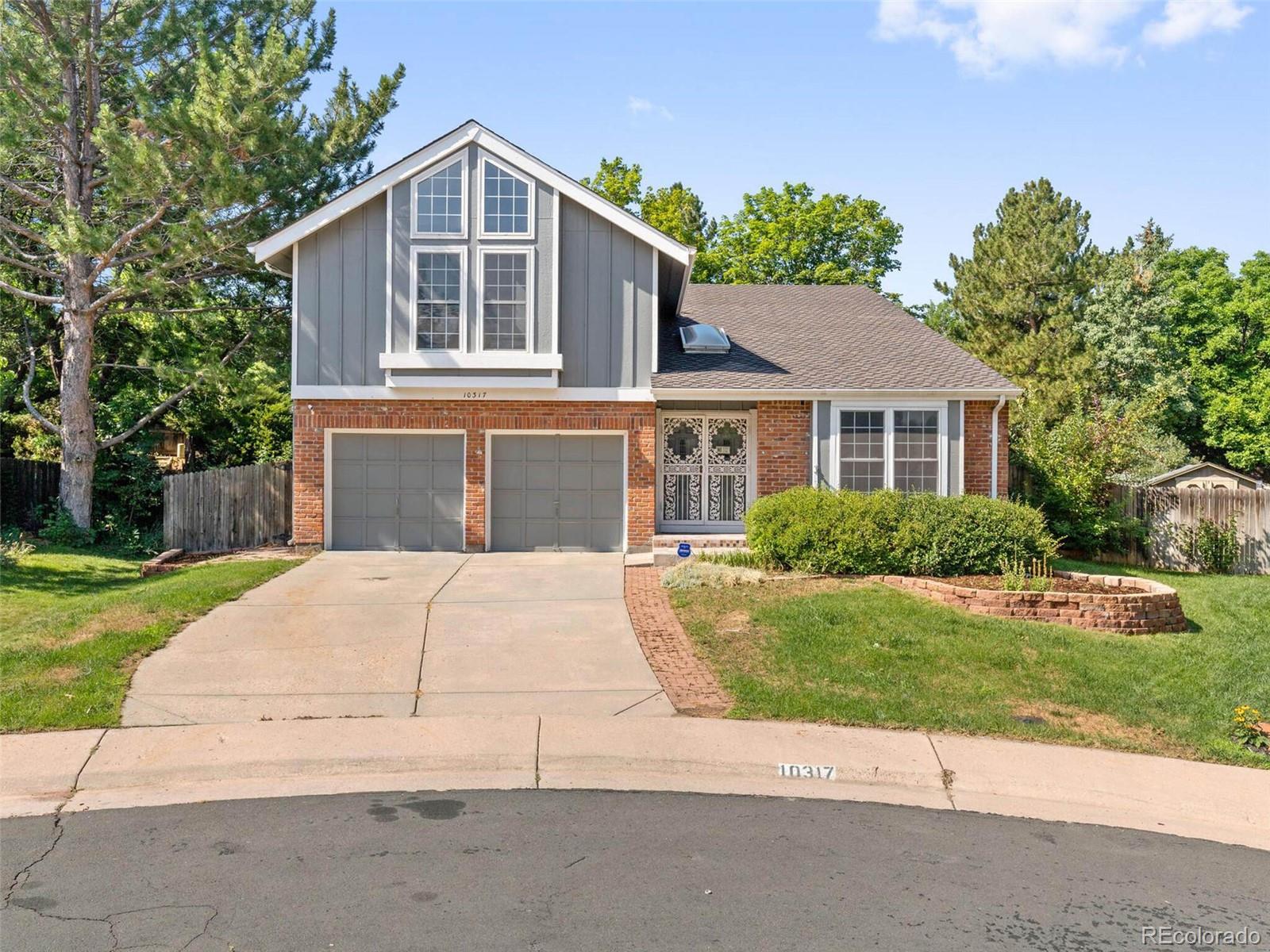 10317 King Court