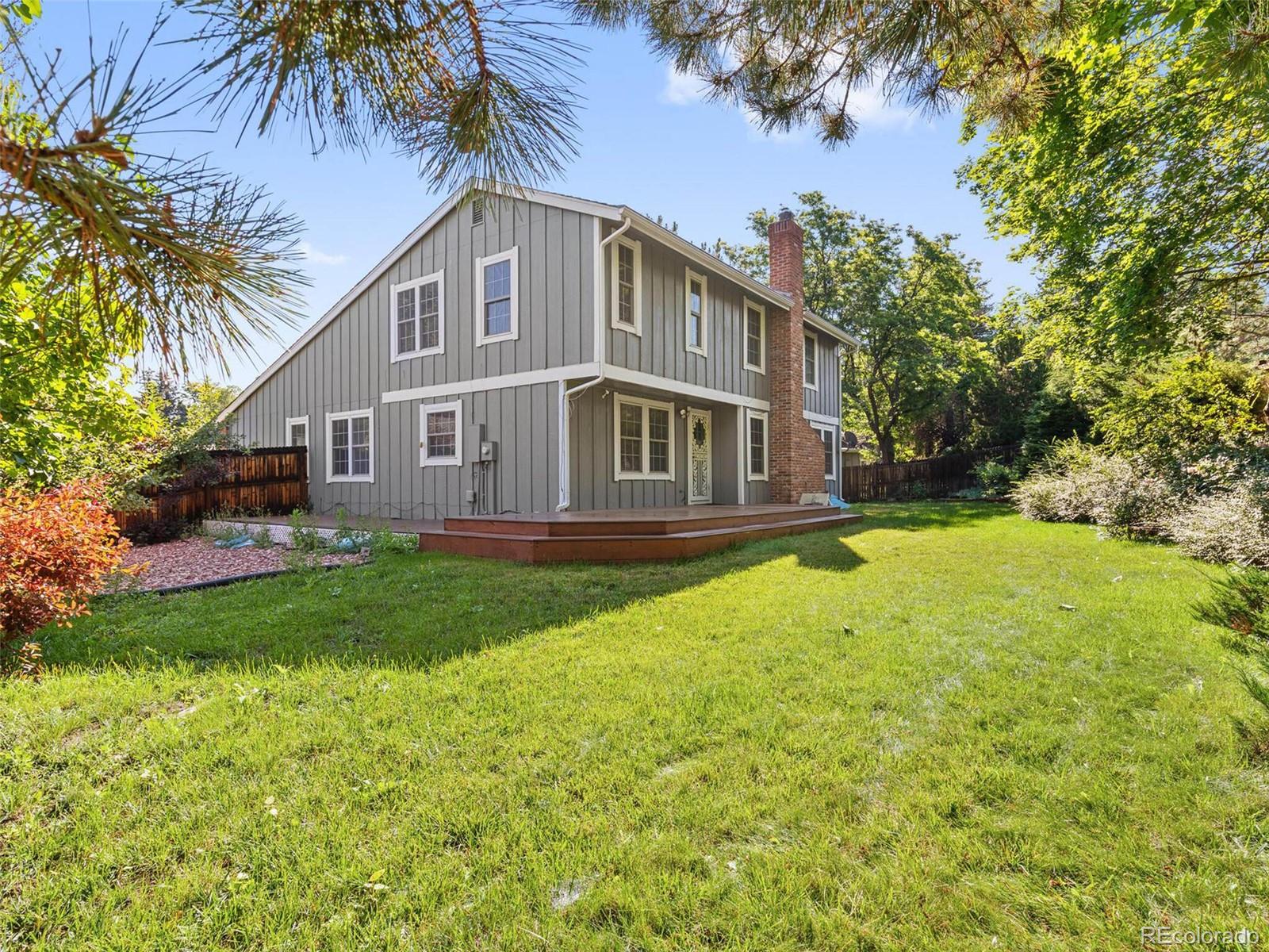 10317 King Court