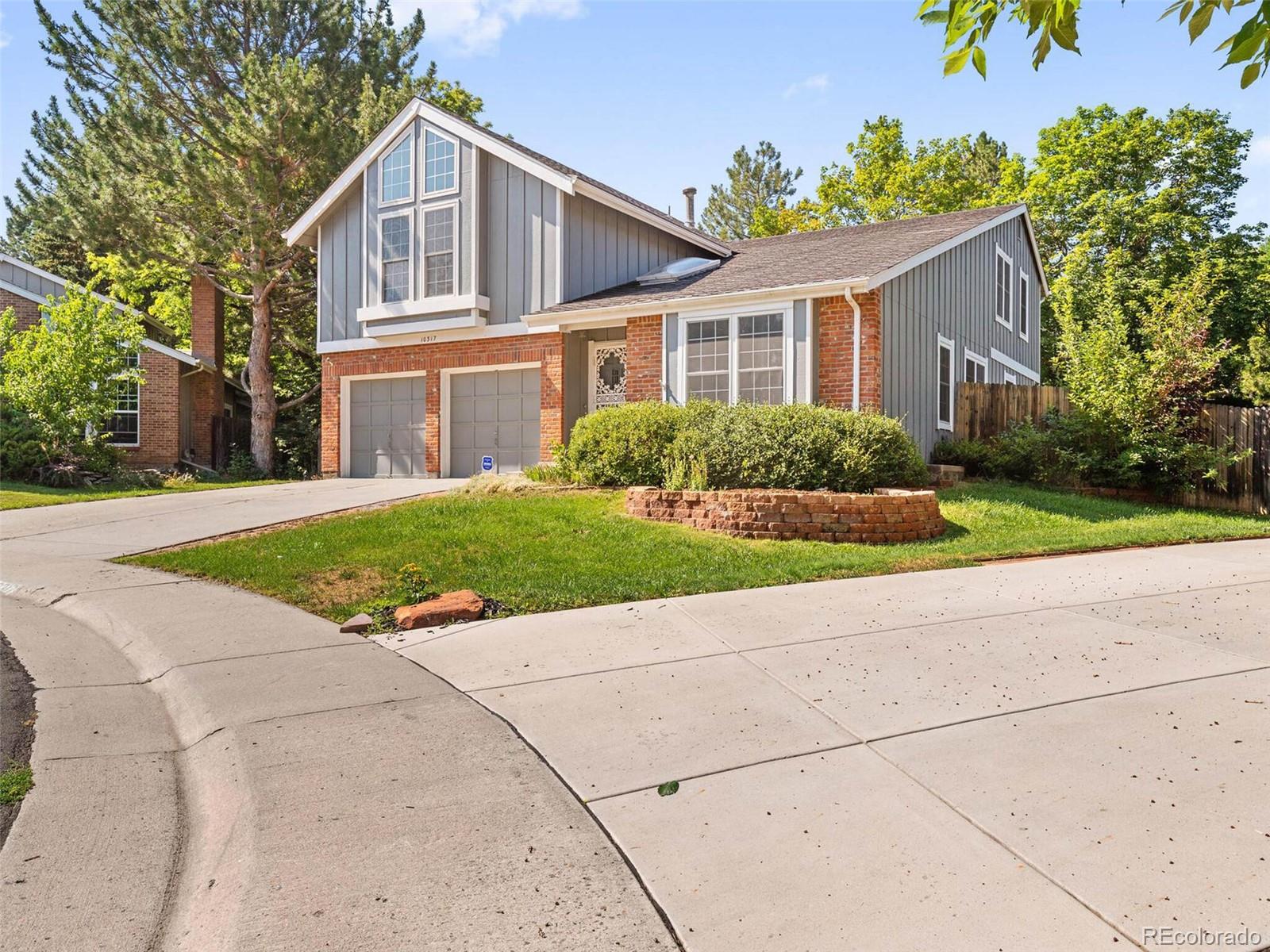 10317 King Court