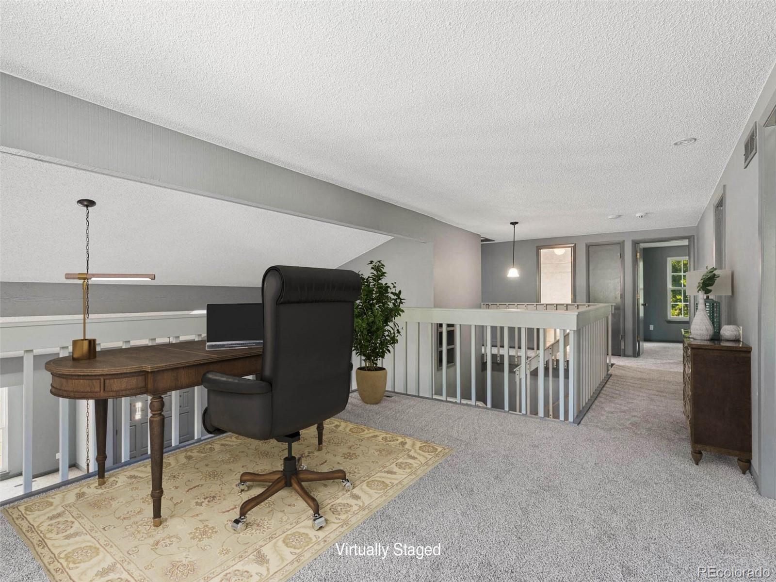 10317 King Court