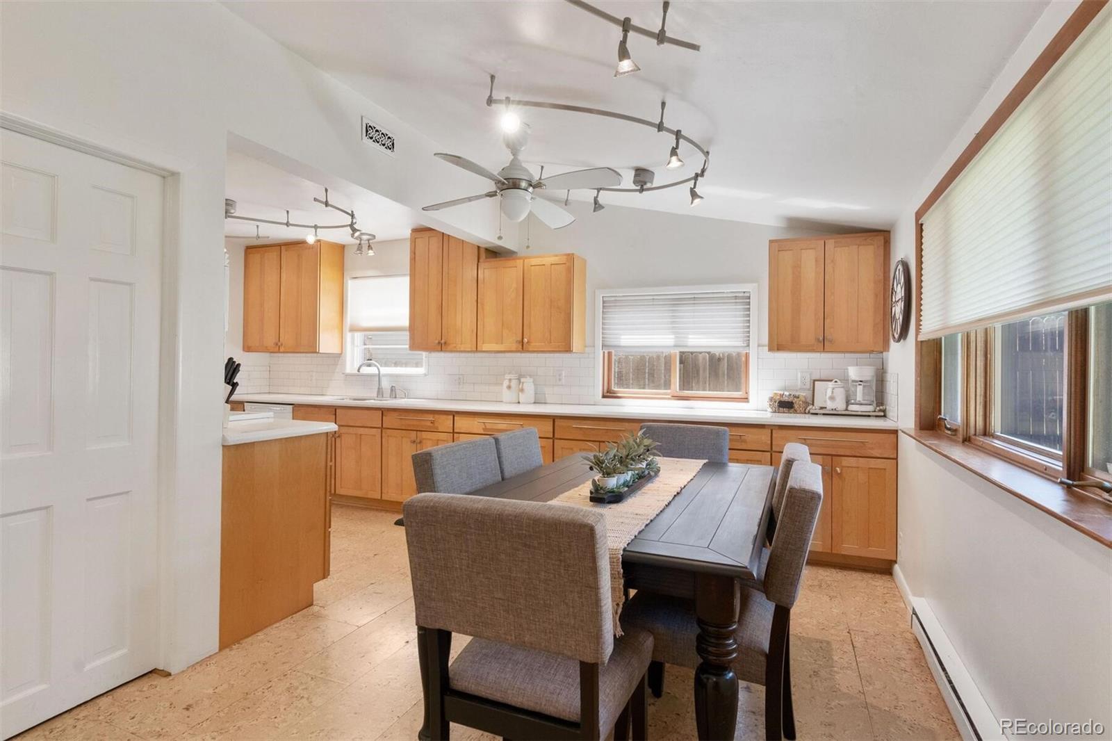 835 W 5th Street