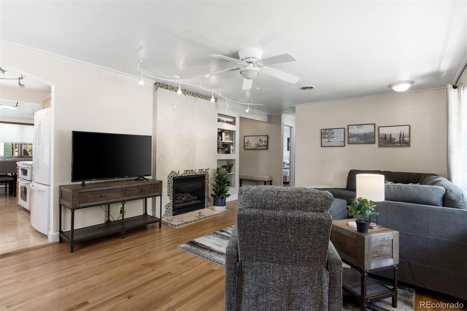 835 W 5th Street