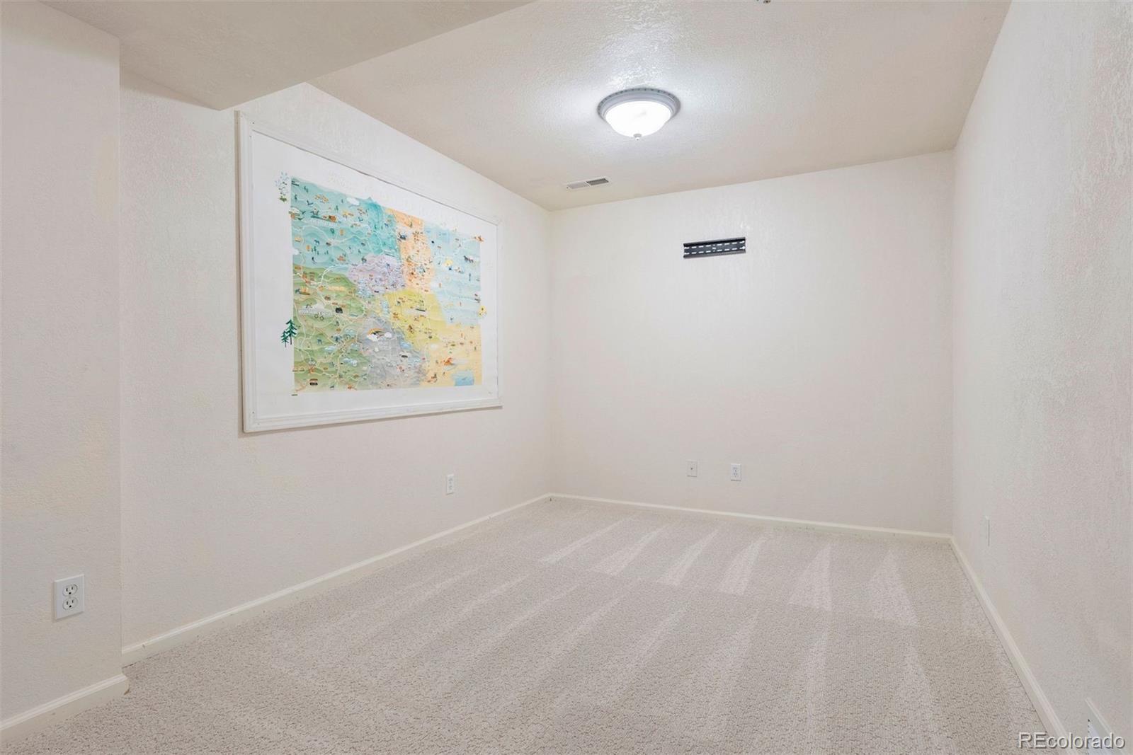 1601 Great Western Drive Unit: 7