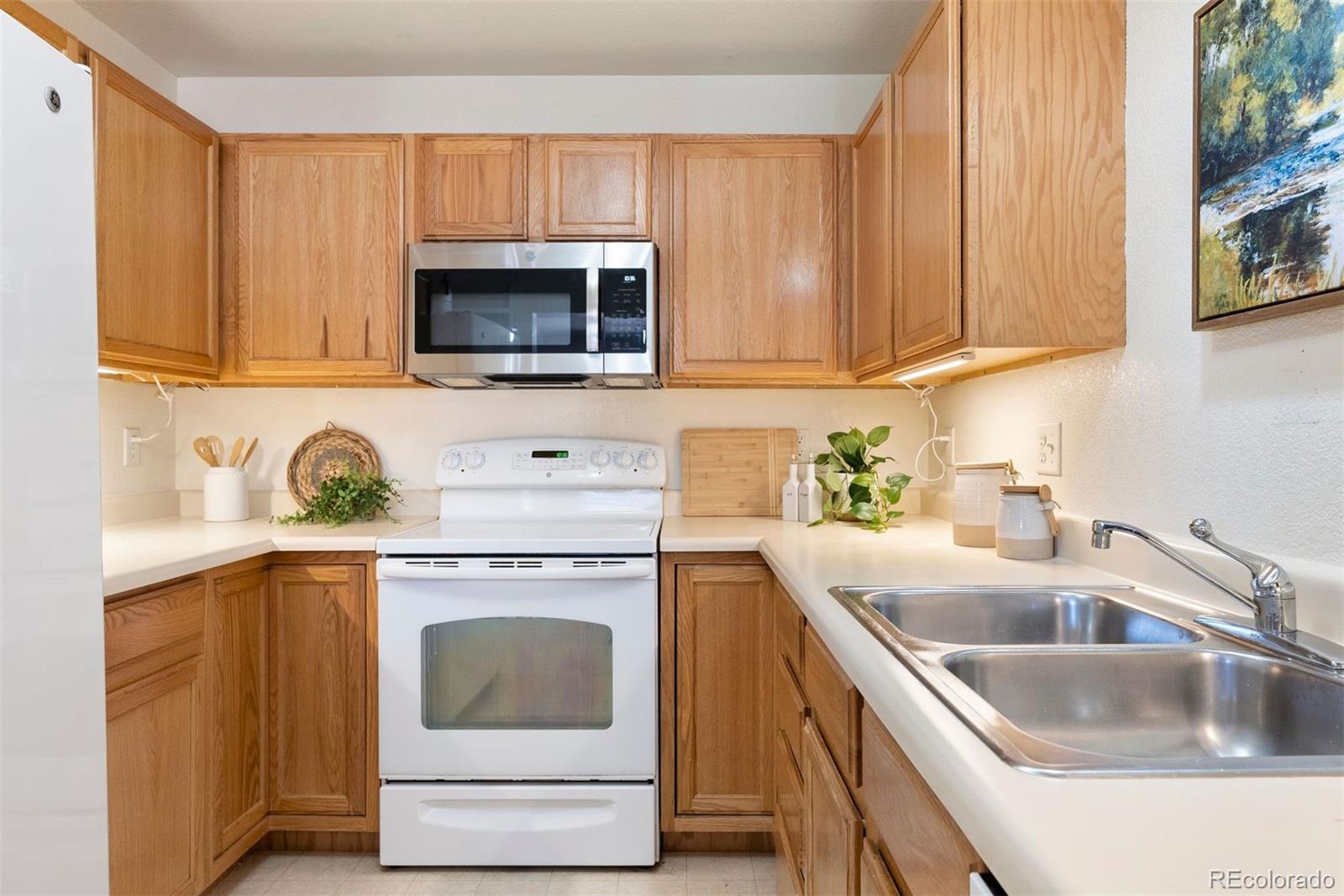 1601 Great Western Drive Unit: 7