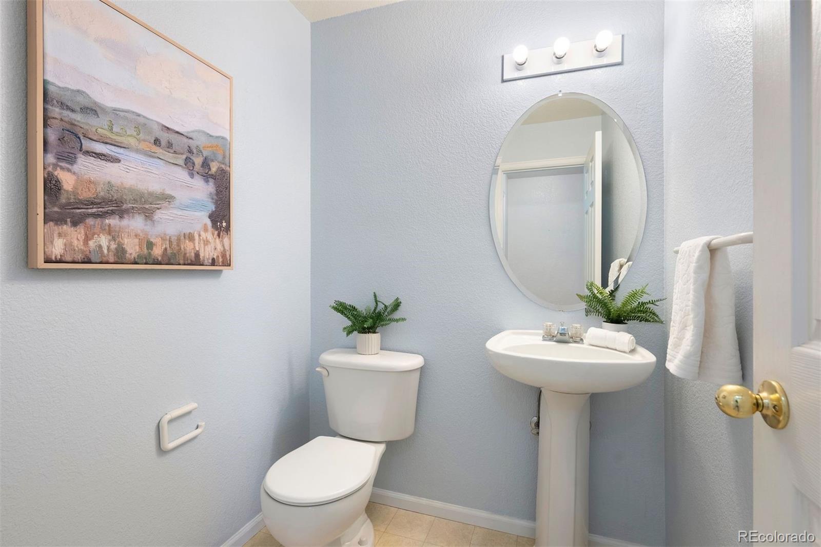 1601 Great Western Drive Unit: 7