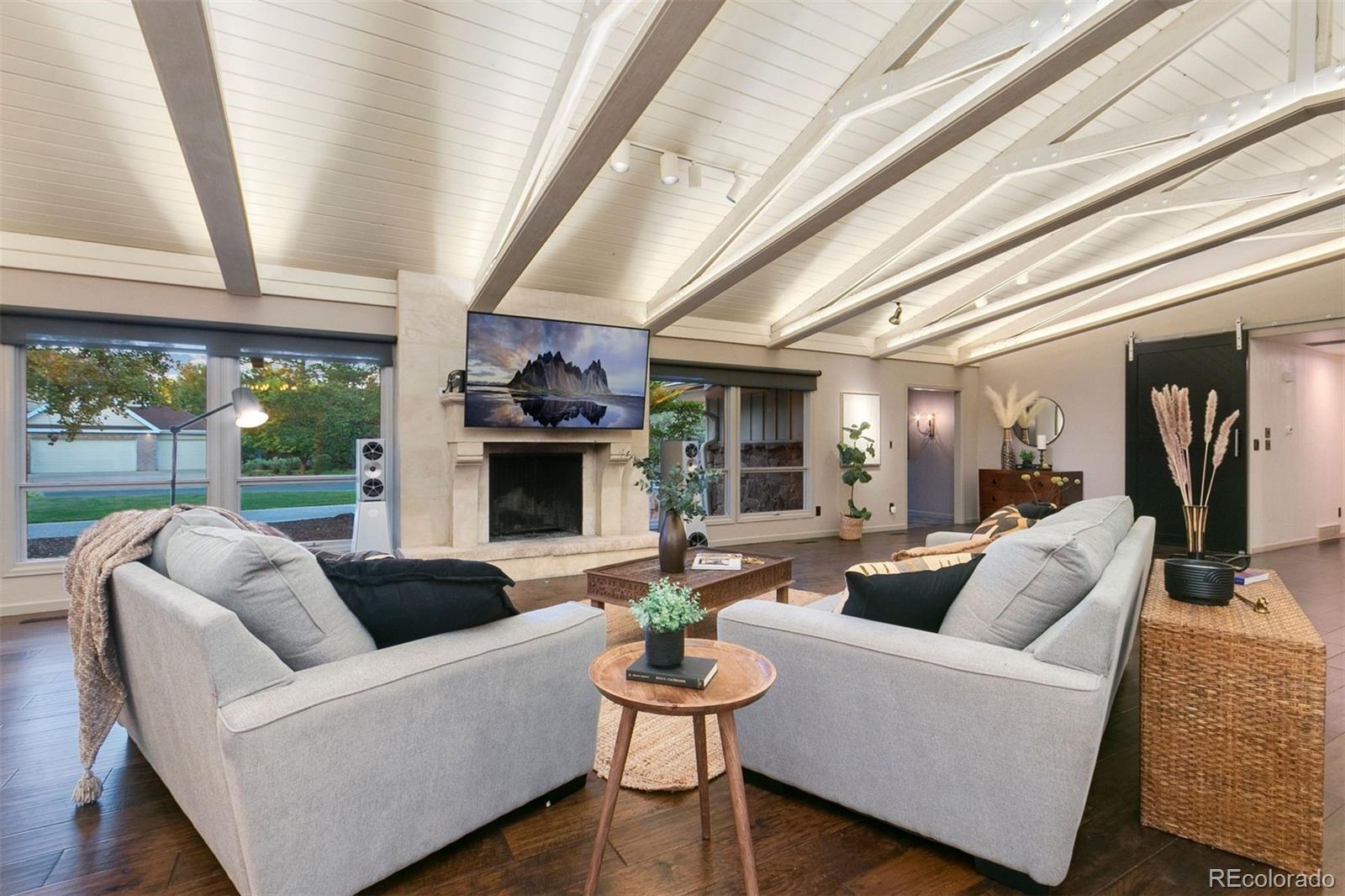 907 Shore Pine Court