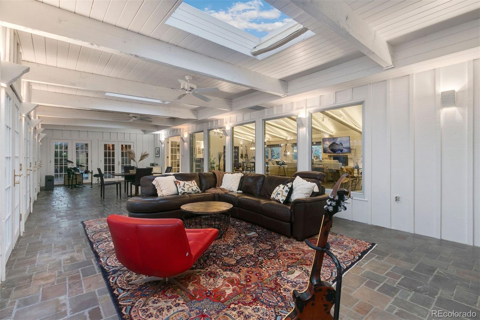 907 Shore Pine Court