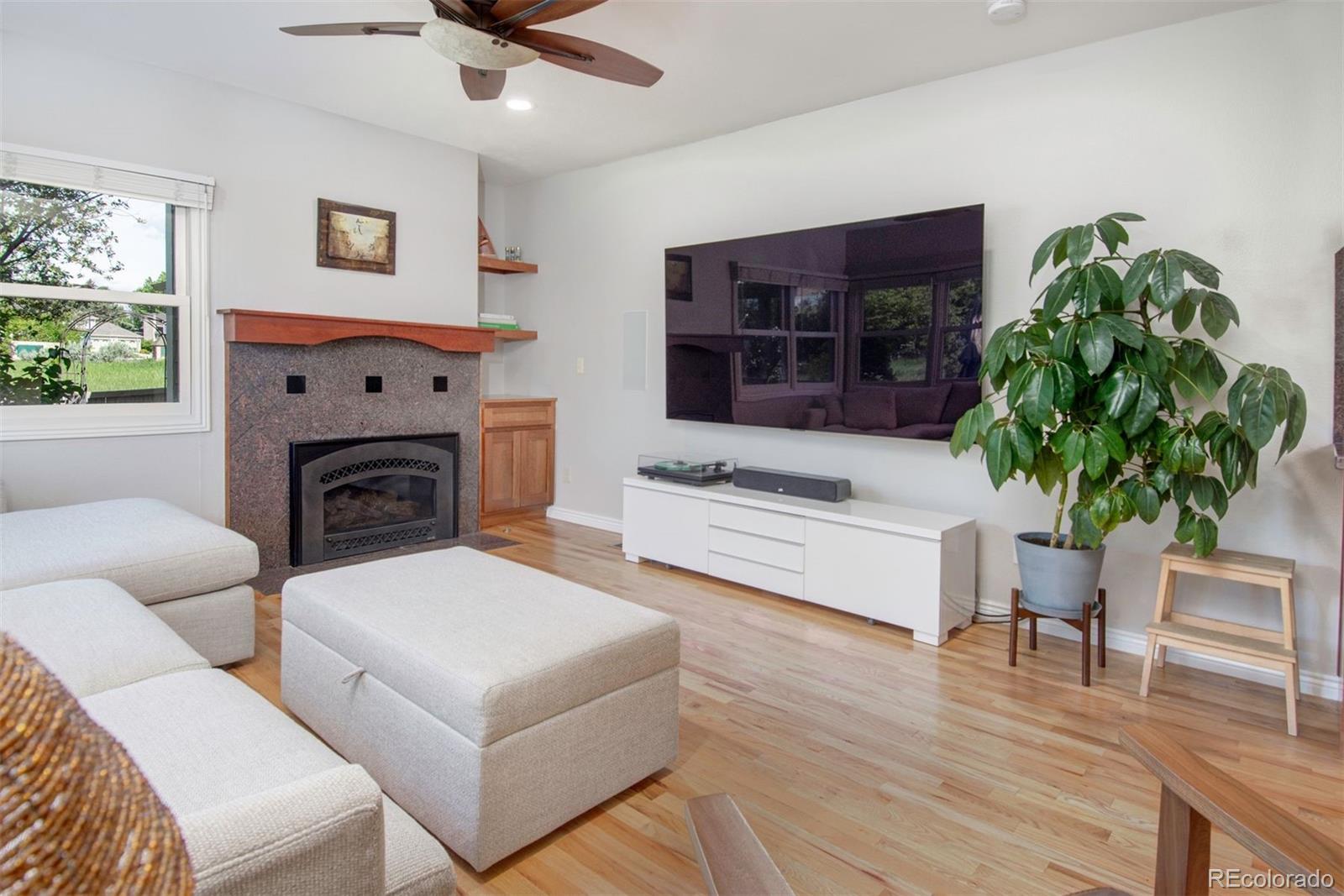 902 Grove Drive