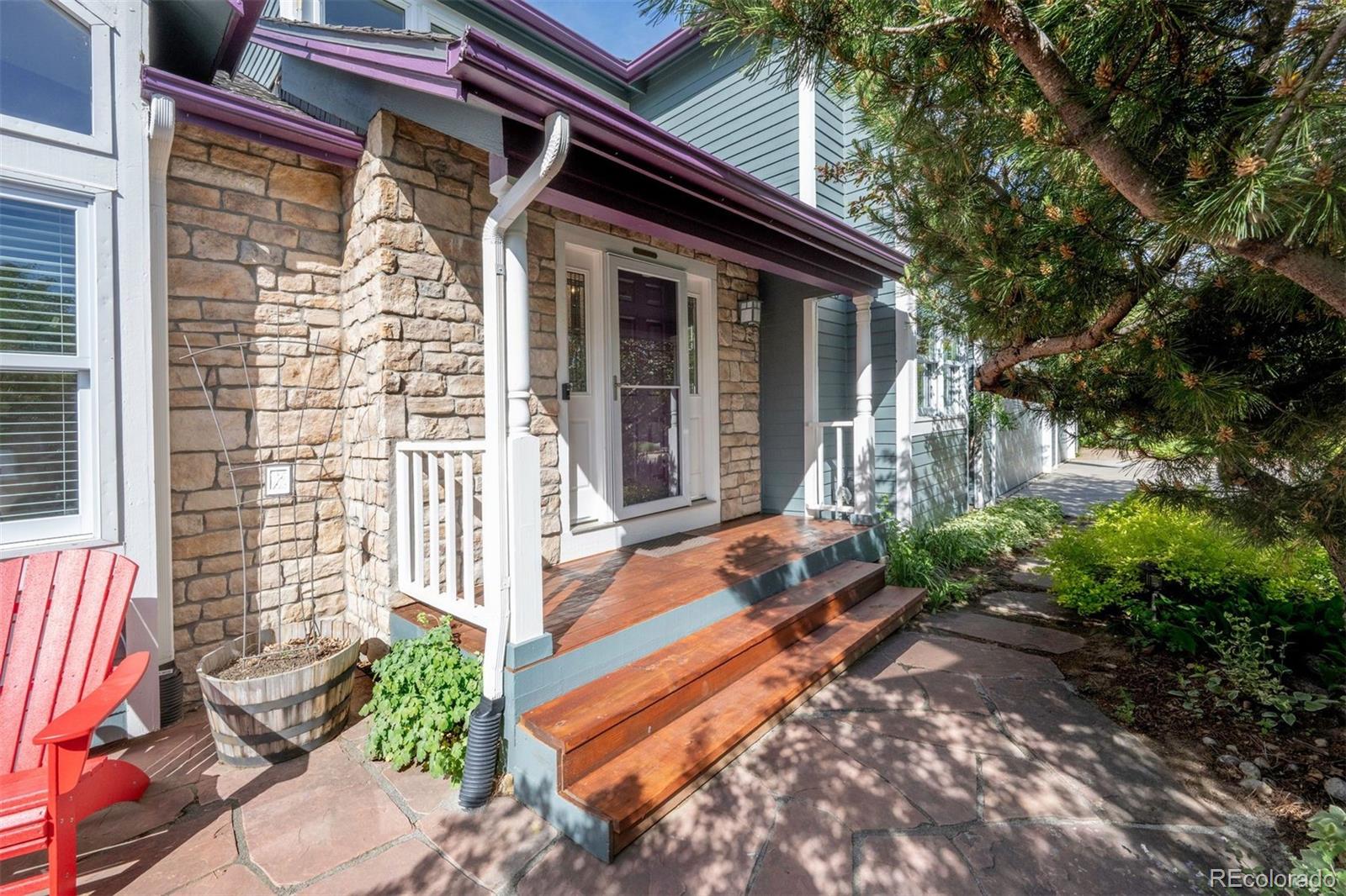 902 Grove Drive