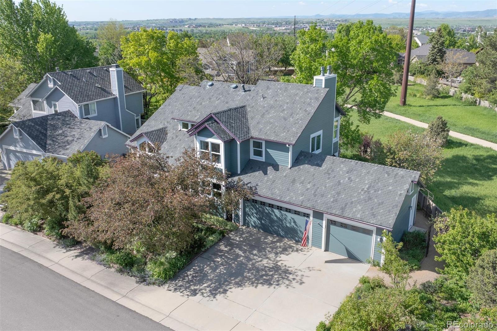 902 Grove Drive