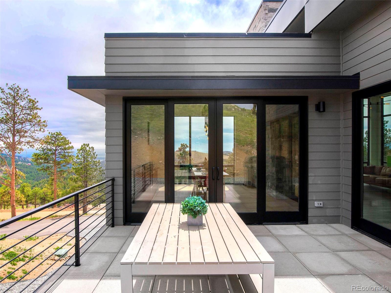 5779 Sunshine Canyon Drive