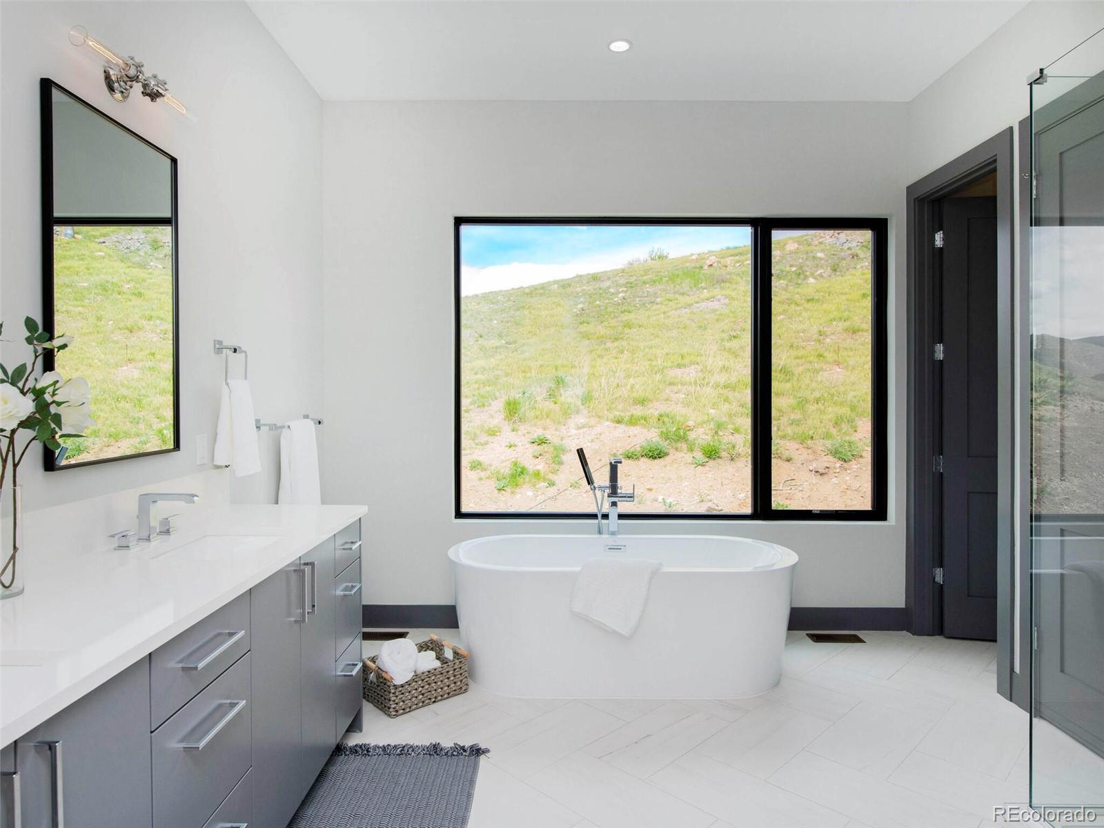 5779 Sunshine Canyon Drive