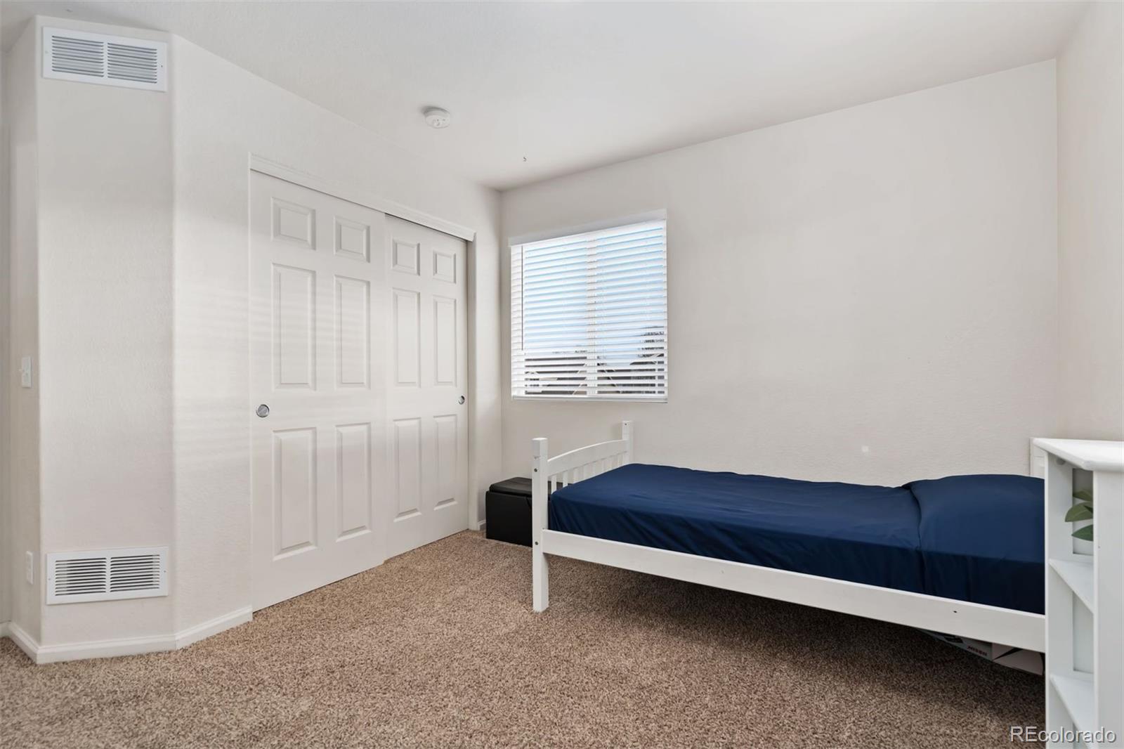 1596 Persian Avenue