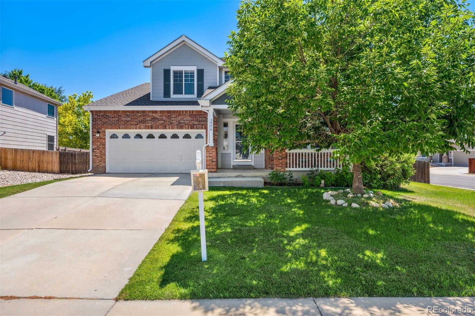 1596 Persian Avenue