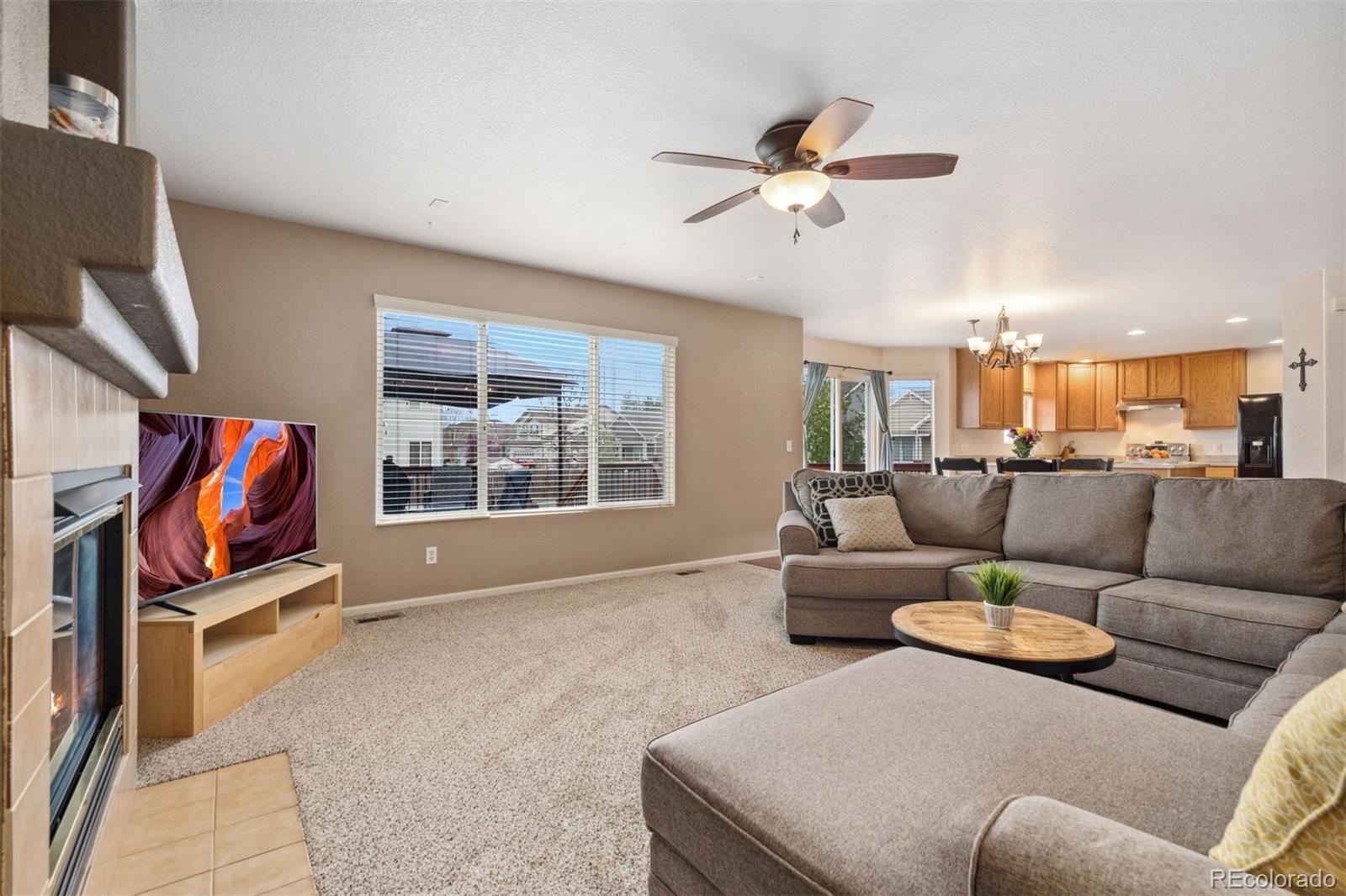 1596 Persian Avenue