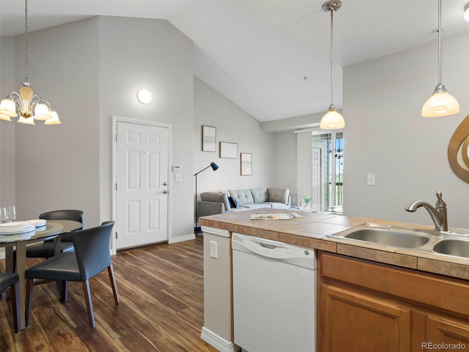 804 Summer Hawk Drive Unit: 3301