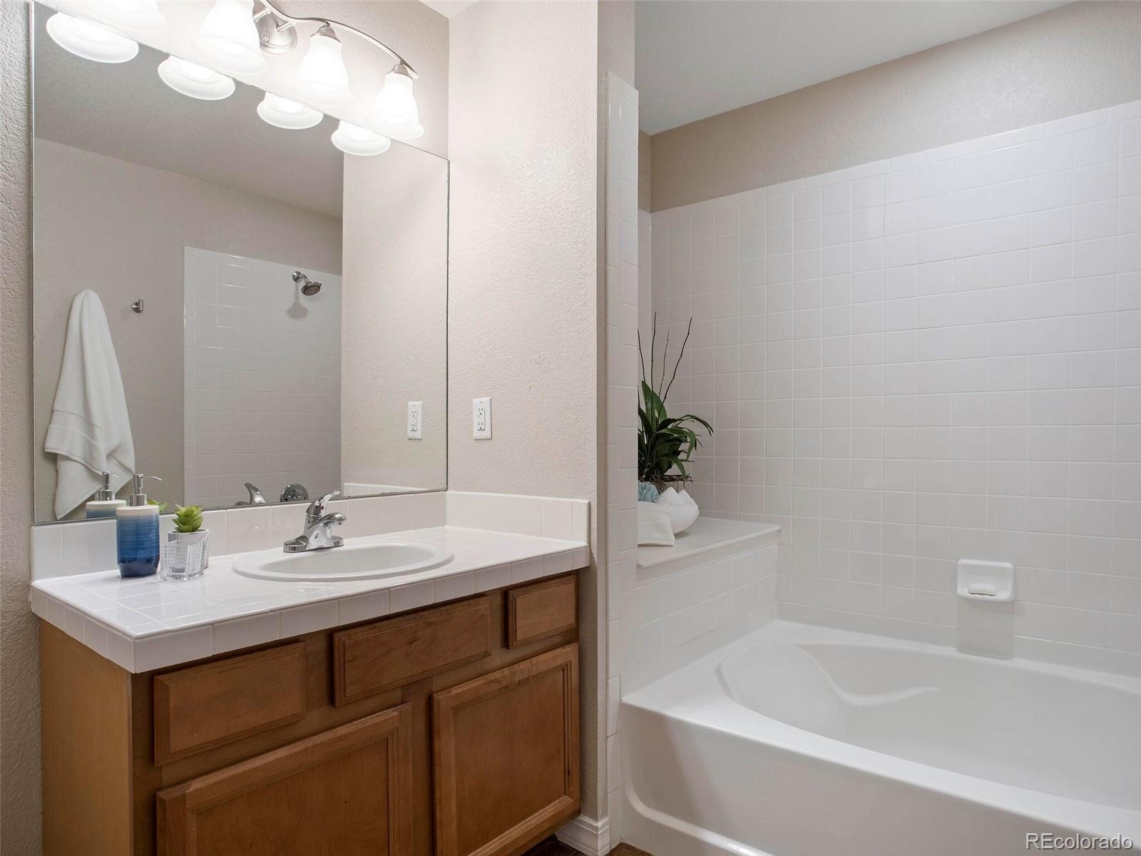 804 Summer Hawk Drive Unit: 3301