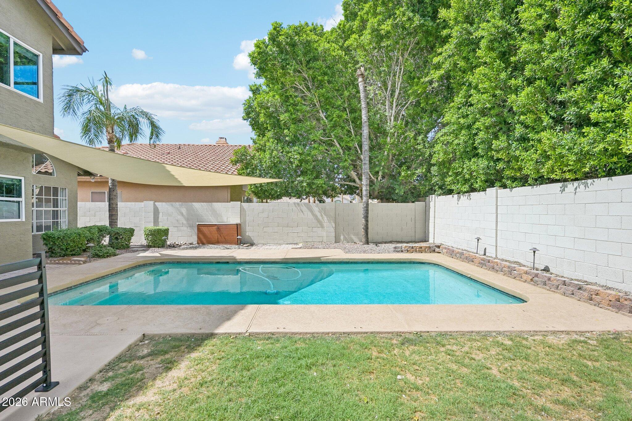 16035 N 49TH Place