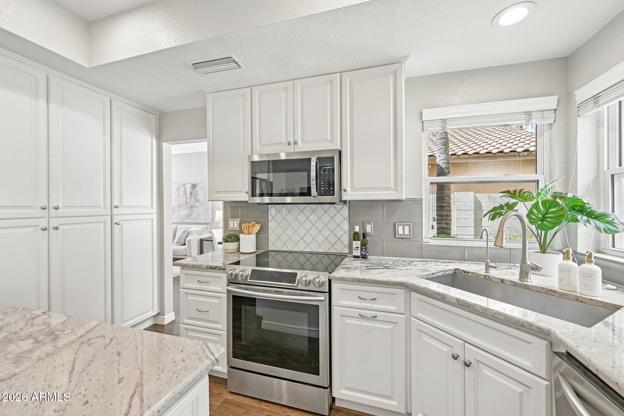 16035 N 49TH Place