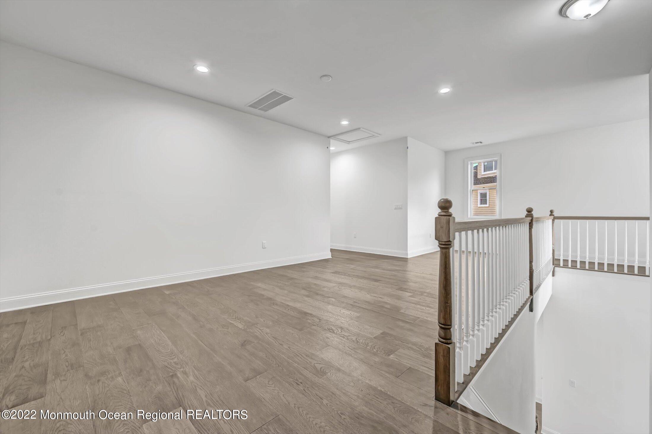 111 Hedgerow Lane