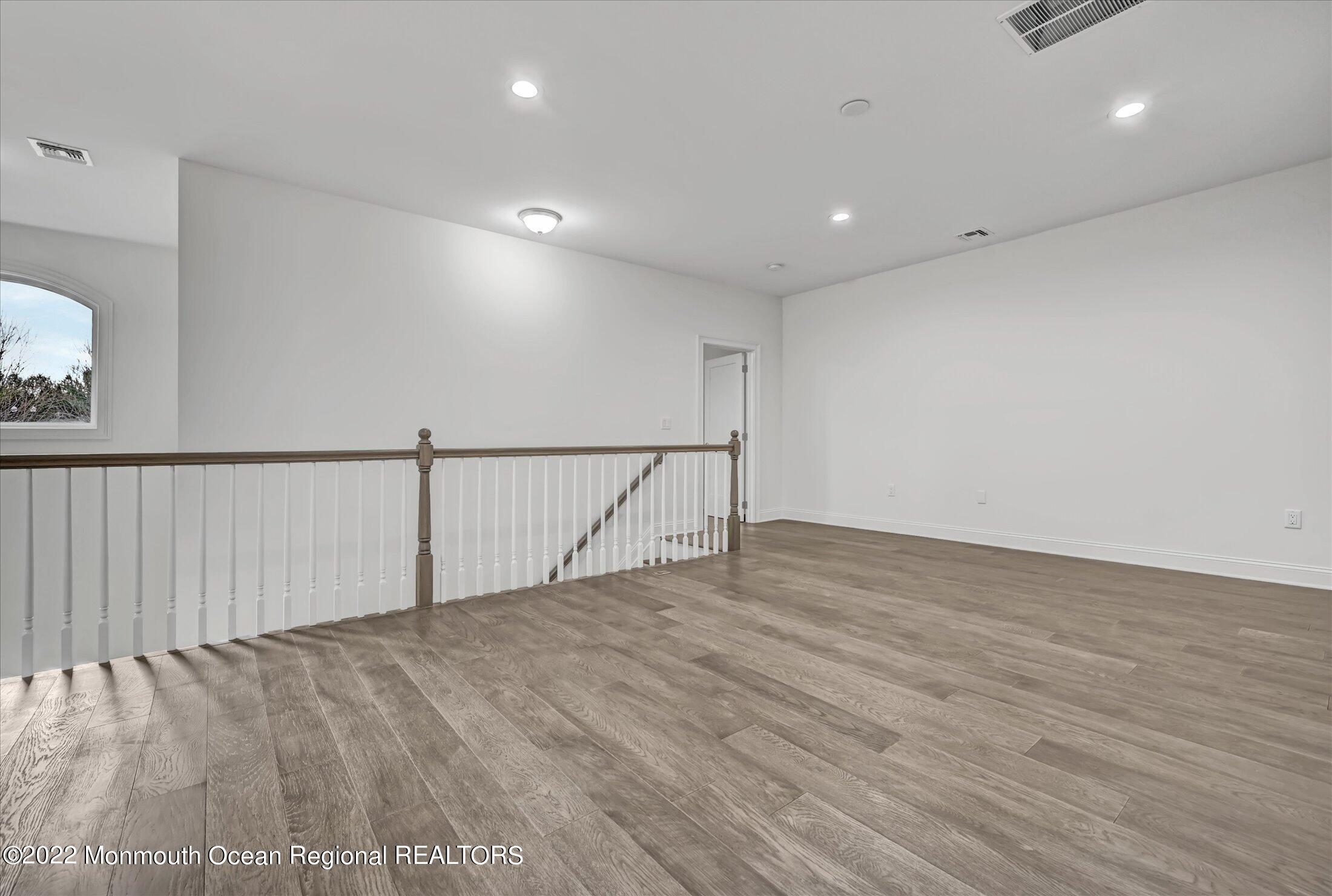 111 Hedgerow Lane