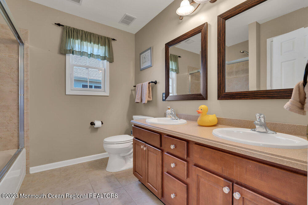 32 Springhouse Circle