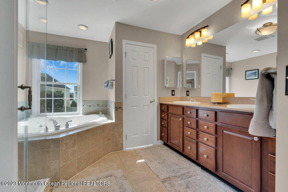 32 Springhouse Circle