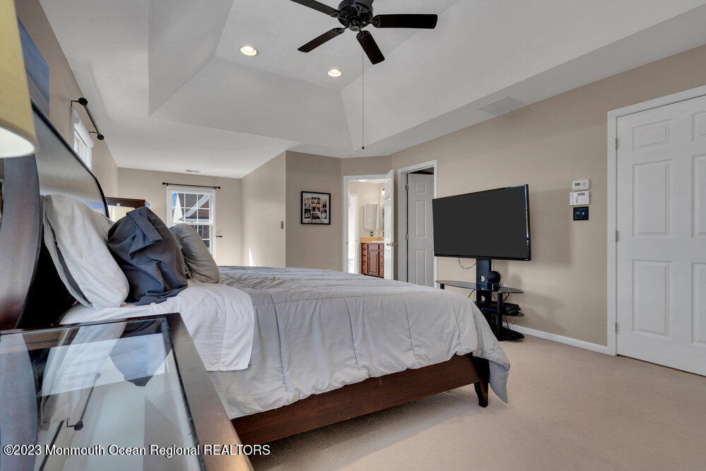 32 Springhouse Circle