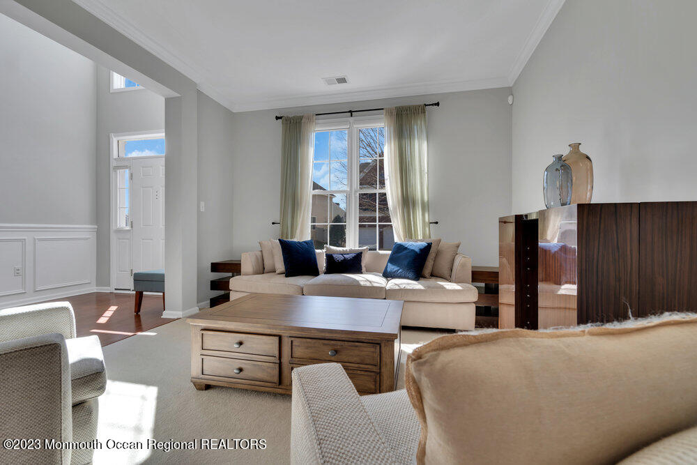 32 Springhouse Circle