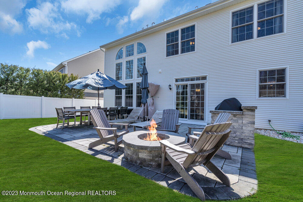 32 Springhouse Circle